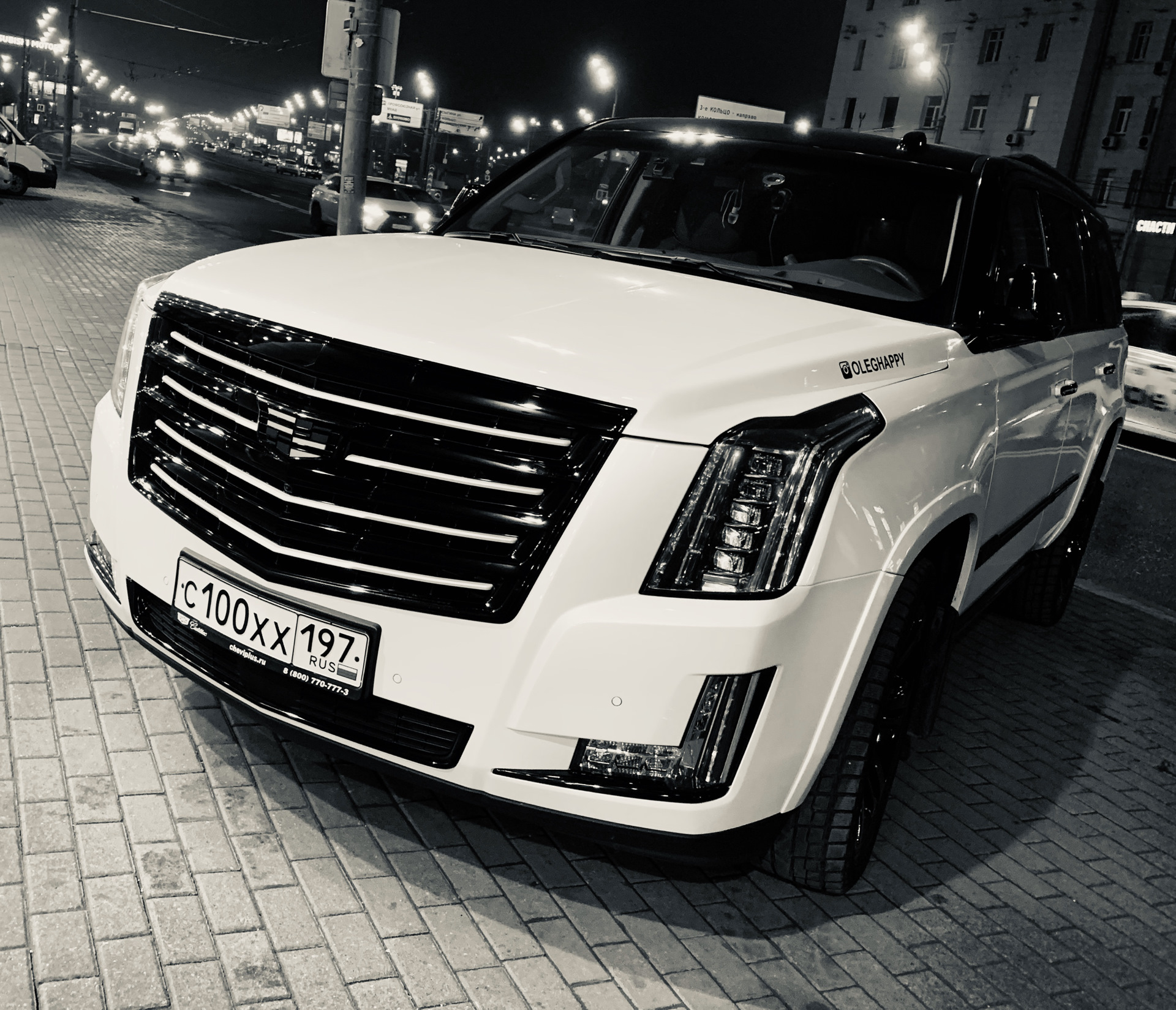 Escalade platinum. Кадиллак Эскалейд. Эскалейд платинум. Cadillac Escalade 2023. Кадиллак платинум.