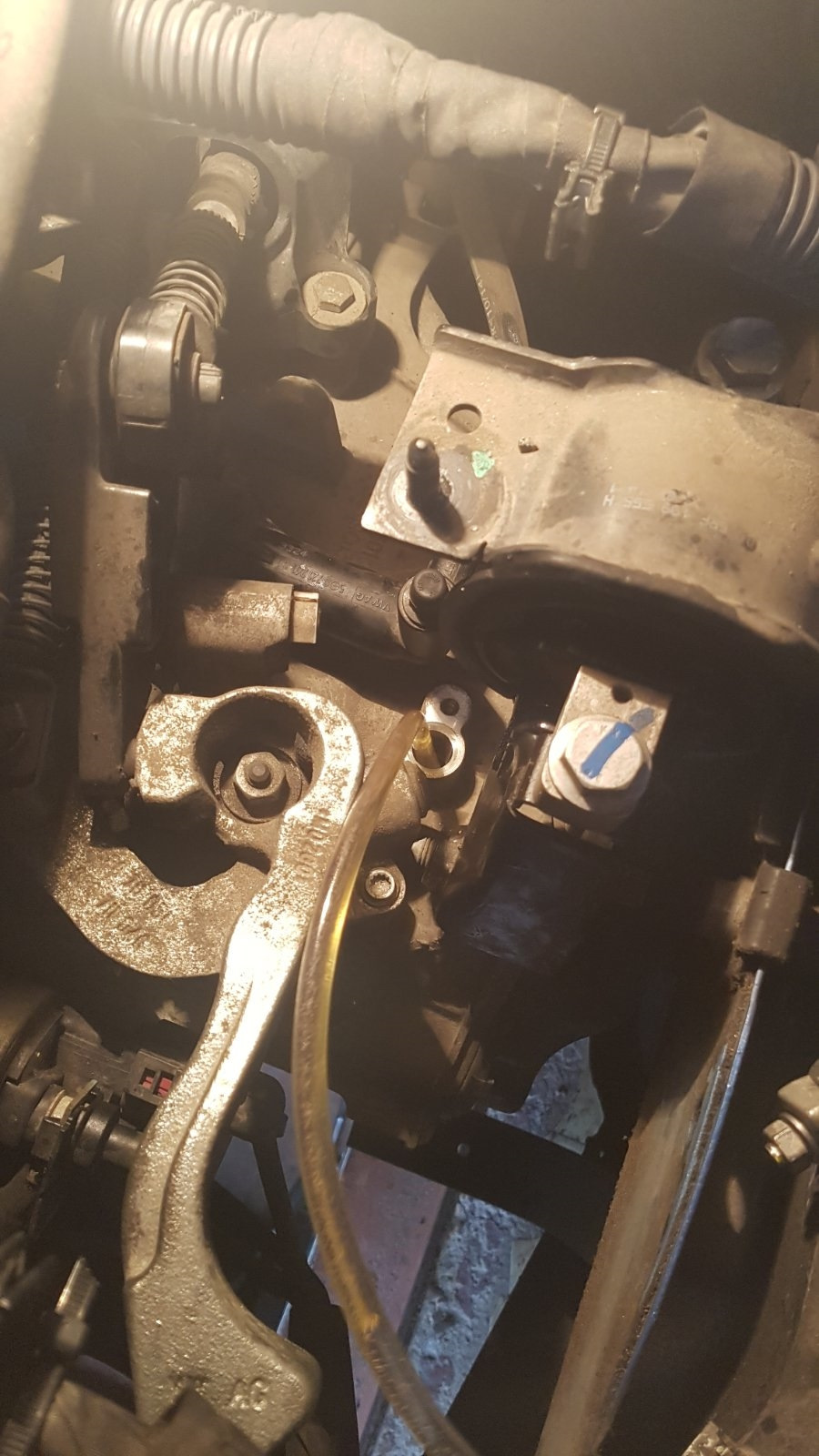 Замена масла в МКПП шкода рапид 1.6 MPI CWVA — Skoda Rapid (1G), 1,6 л ...