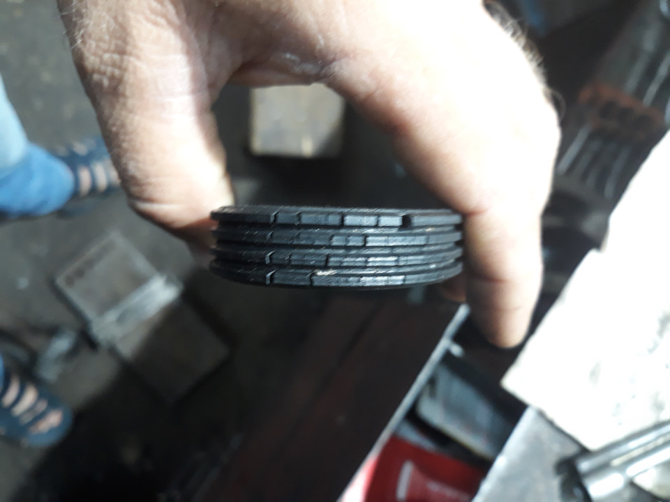 Геморойные ремни навесного оборудования. — Nissan Cefiro (A33), 2 л ...