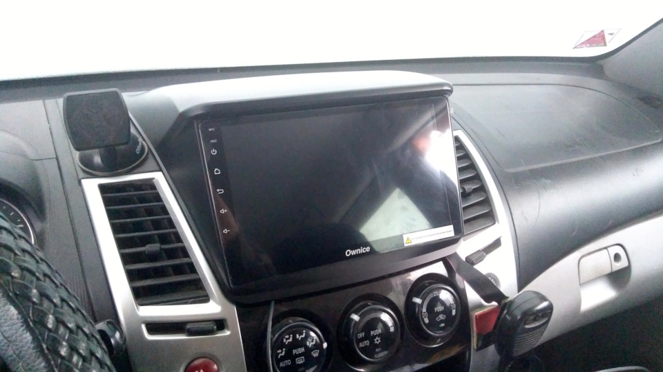 Новая магнитола Carmedia OL-9635-S9 9`` (Ownice C-960) — Mitsubishi Pajero Sport (2G)