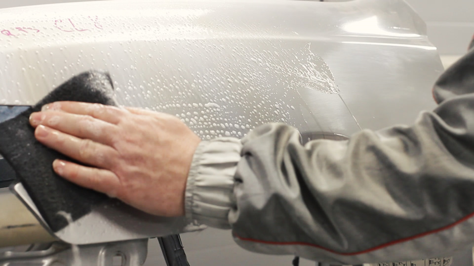 Окраска б/у крыла очистка, удаление коррозии, окраска. Часть 1/2 ...