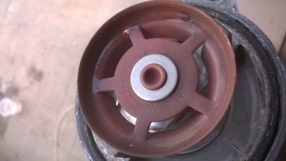 Сезон "№ 2 Потеков" Термостат — течет + печка греет теплым — Mercedes ...