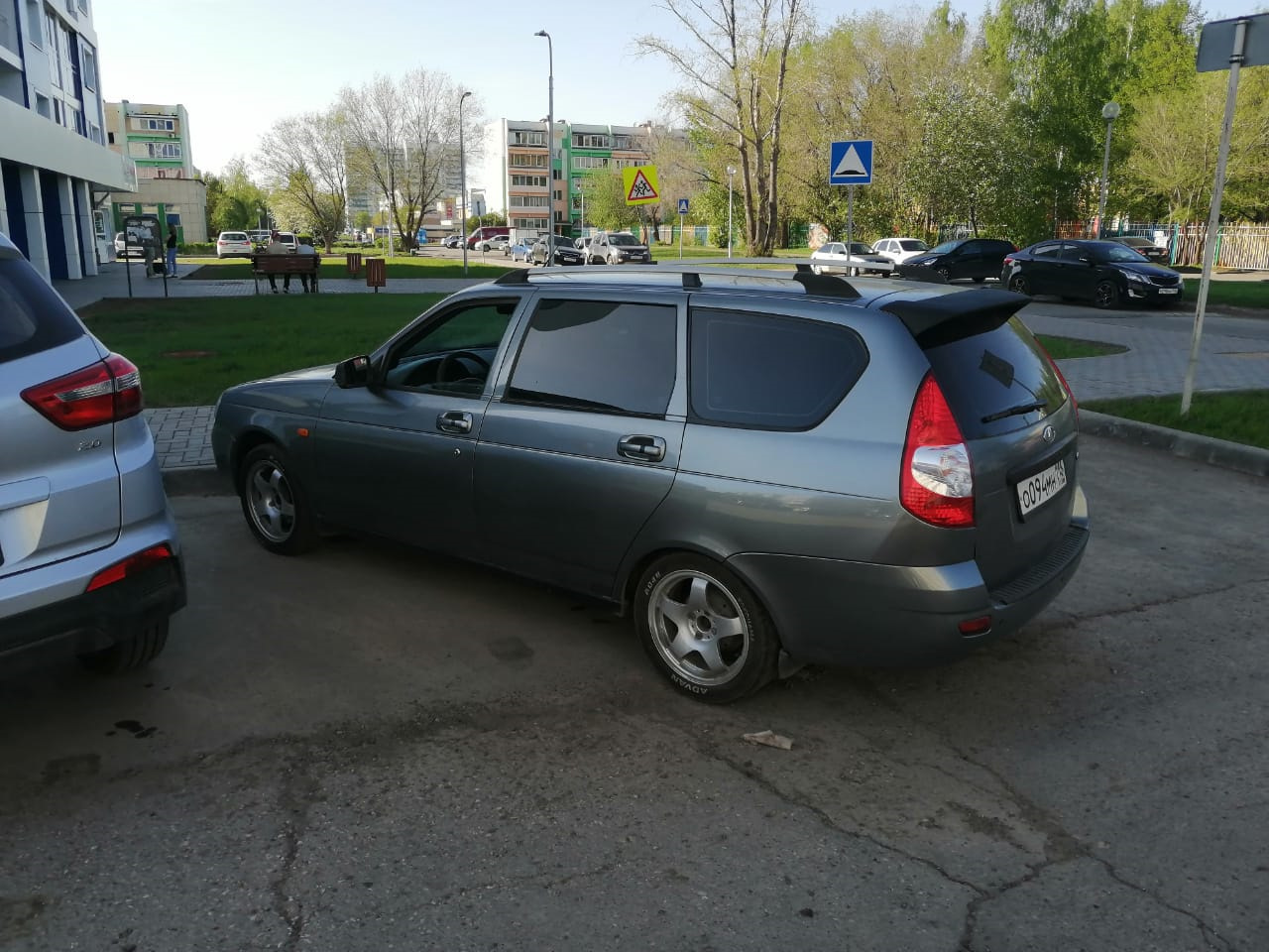 Спойлер — Lada Приора универсал, 1,6 л, 2011 года | аксессуары | DRIVE2