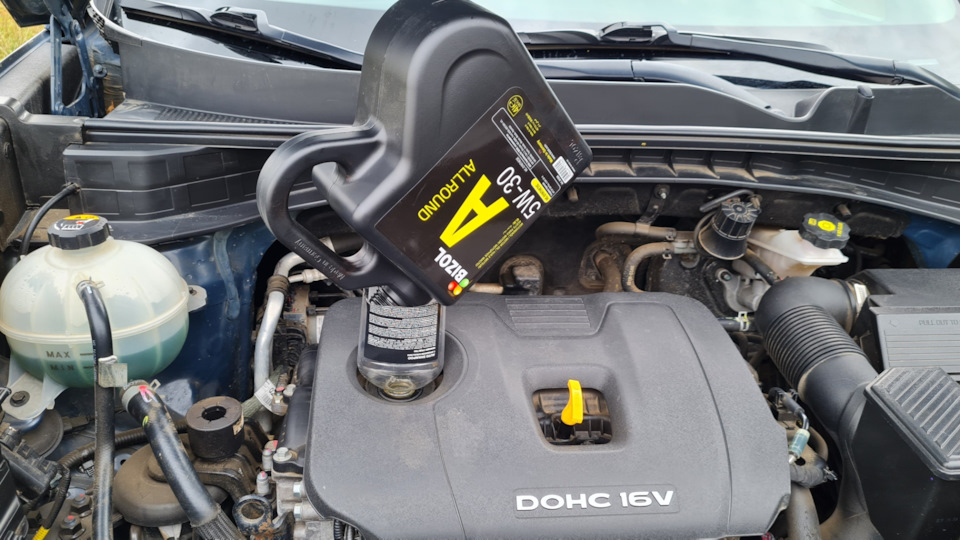 Поменяем масло в двигателе? — KIA Sportage (4G), 2 л, 2016 года ...