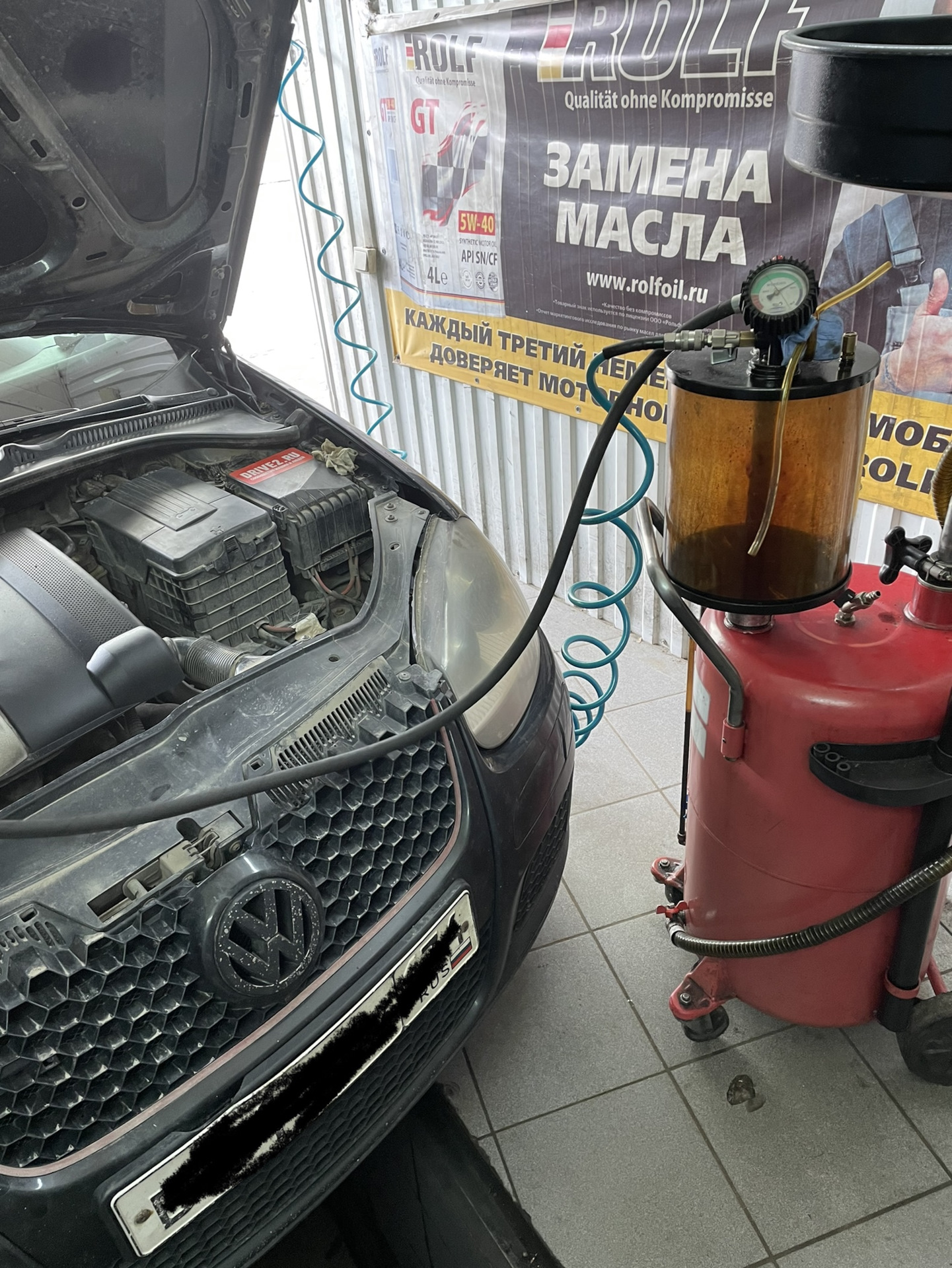 Замена масла, гофры выхлопной системы — Volkswagen Golf Mk5, 1,6 л ...