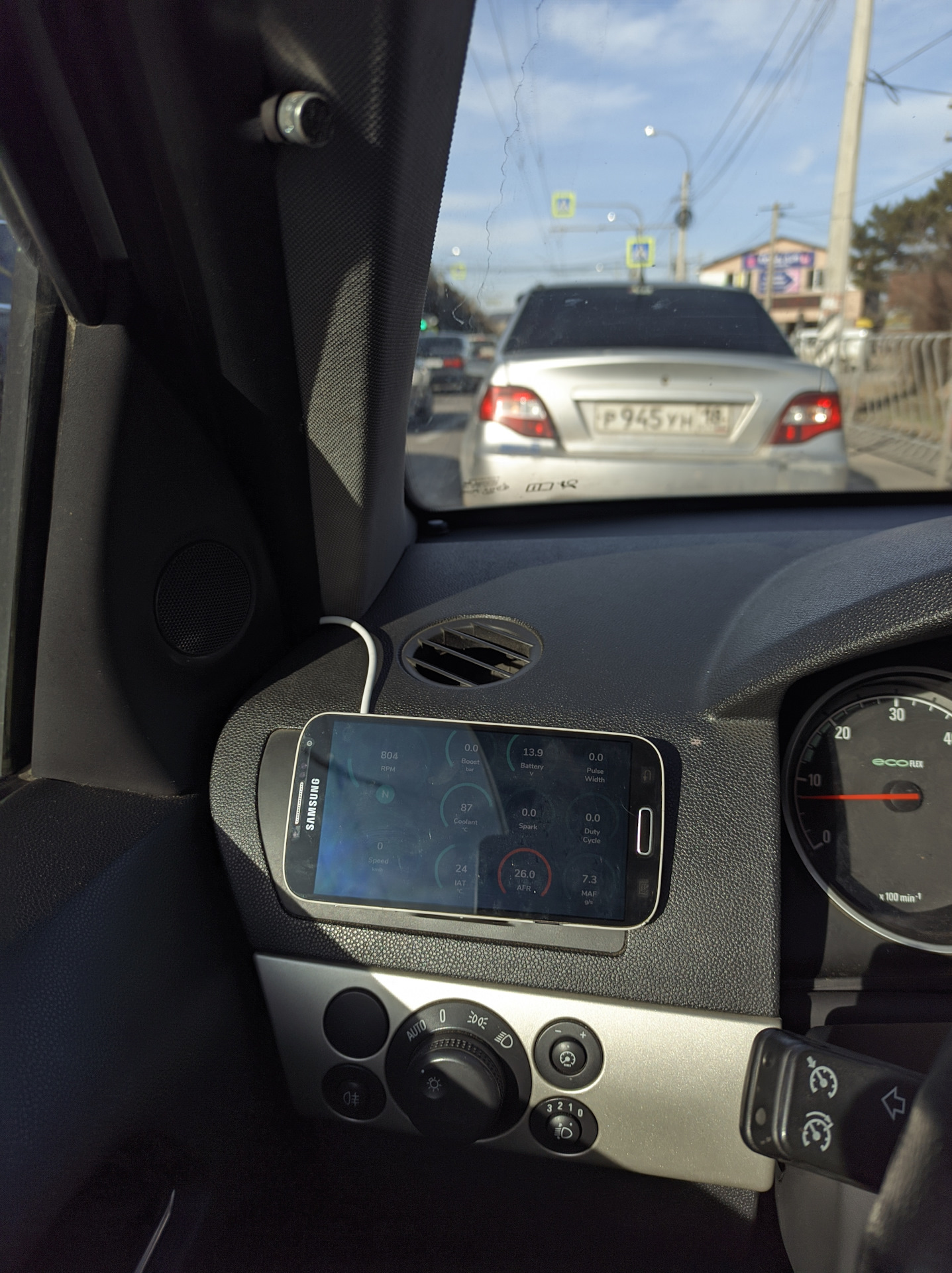 Телефон — бортовой компьютер. — Opel Astra H, 1,3 л, 2008 года