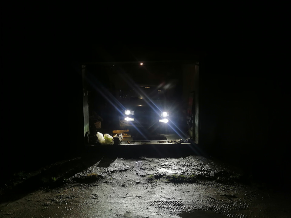 \"Да будет свет!\" Установка лед ламп в птф. — Audi 80 (B3), 1,8 л, 1991 ...