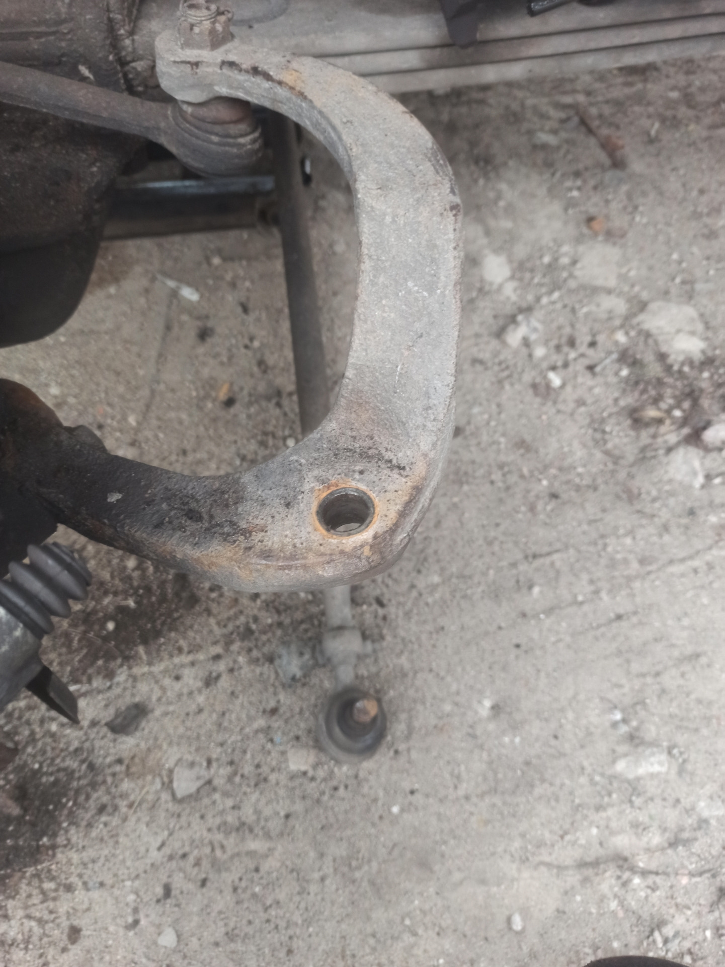 Замена колодок, лёгкое ТО перед зимой. — ГАЗ Газель, 2,3 л, 2002 года ...