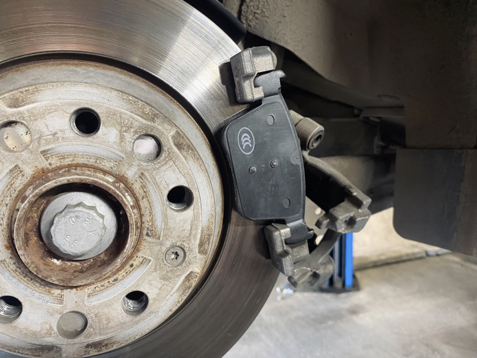 Фото в бортжурнале Volkswagen Tiguan (2G)