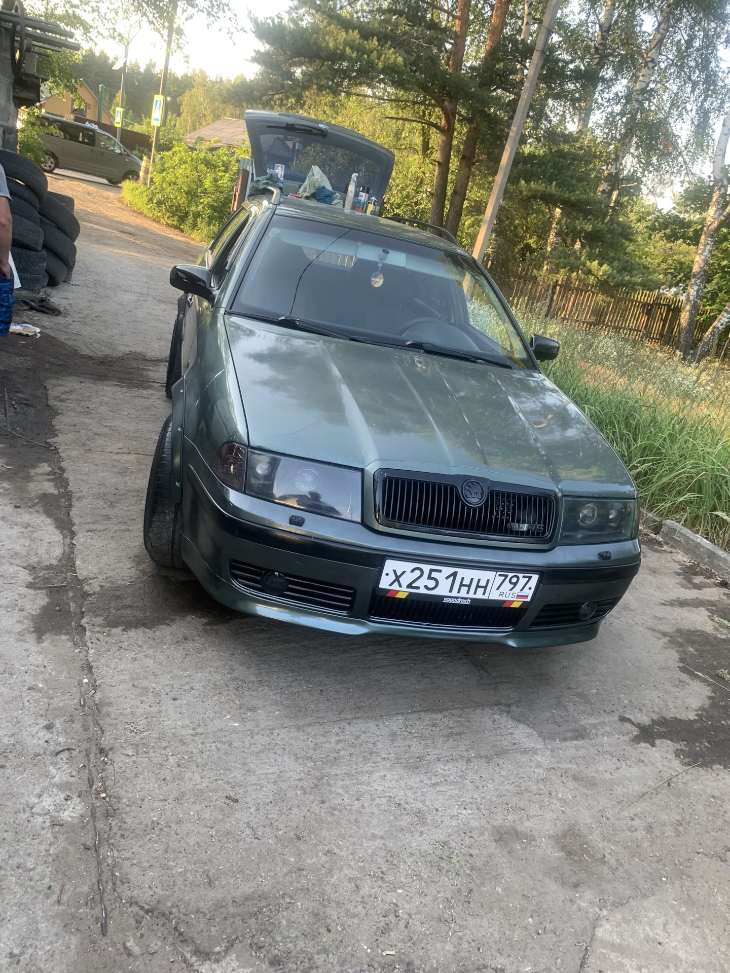 Установка губы на передний бампер — Skoda Octavia A4 Mk1, 1,6 л, 2003 года  | тюнинг | DRIVE2