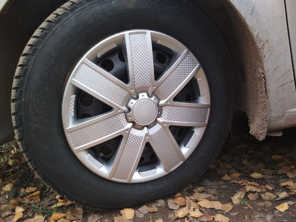 Переобулся в зиму + Новые колпаки в "карбоне" — Chevrolet Aveo Sedan ...