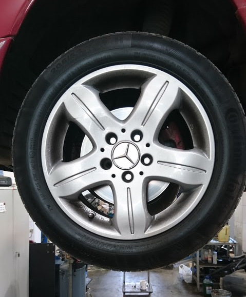 4? — Mercedes-Benz E-Class (W124)