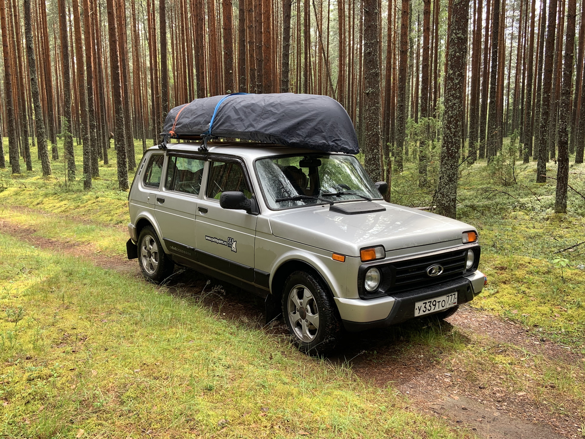 Нива отзывы владельцев. Lada Niva 5d. Lada 4x4 5d. Лада Нива 5д. Lada - 4x4 5.