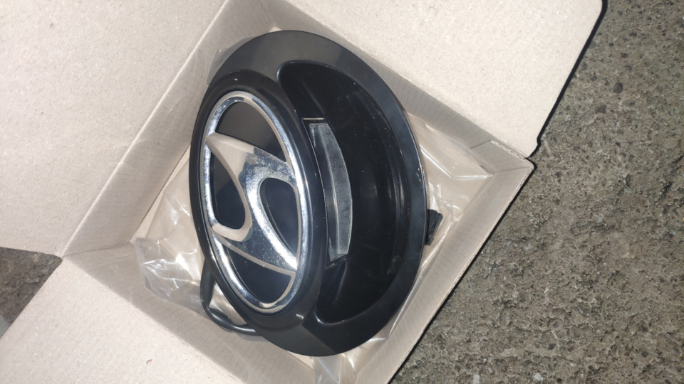 Замена кнопки открытия багажника Solaris HB — Hyundai Solaris (1G), 1,4 ...
