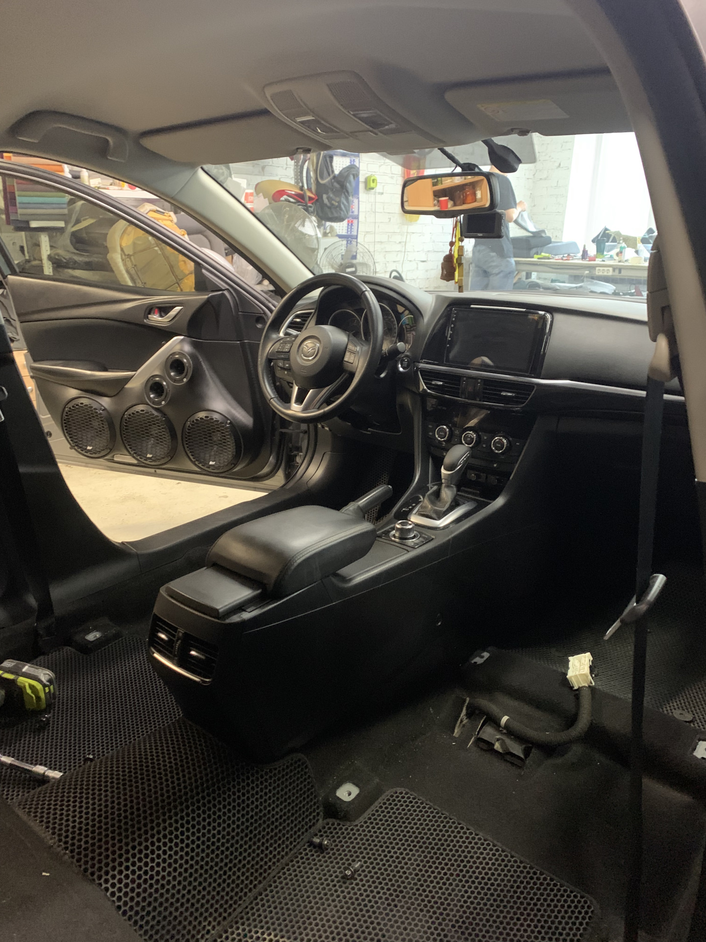 Установка каркасных чехлов — Mazda 6 (3G) GJ, 2,5 л, 2013 года ...