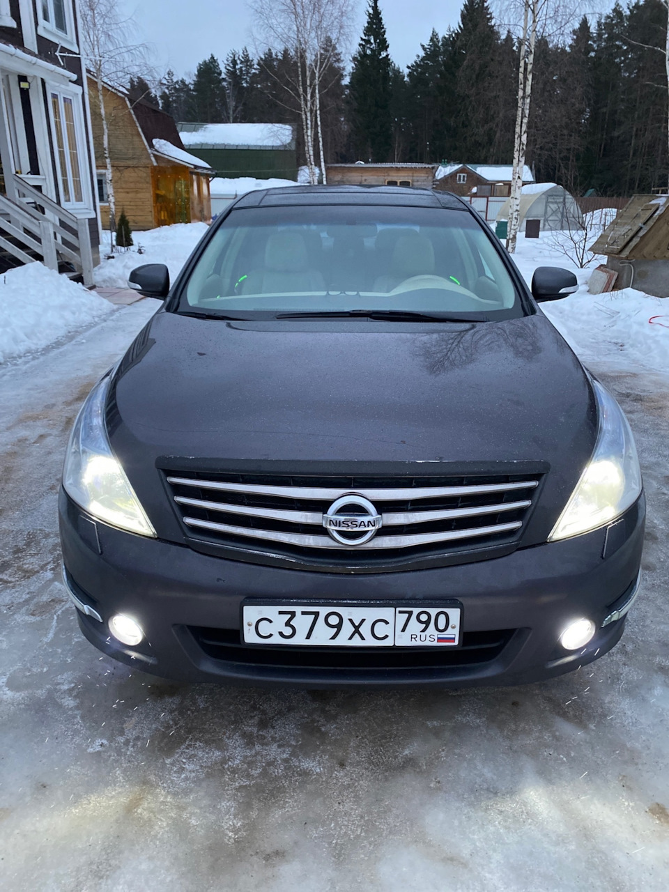 Решетка радиатора, молдинги дверей, коврики, колеса R20 — Nissan Teana  (J32), 3,5 л, 2010 года | стайлинг | DRIVE2