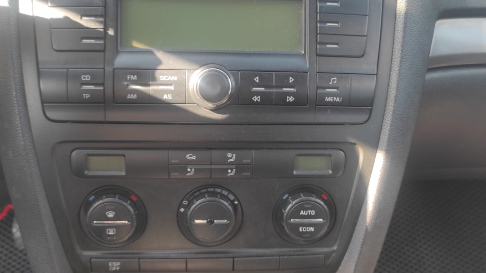 при включении печки или кондиционера отключается вентилятор охлаждения ...