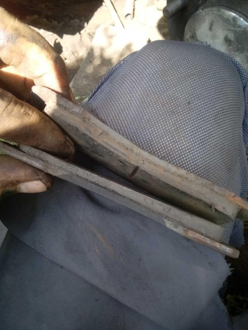 Колодки тоже как новые, с диагональной выроботкой — Lada 2120 Надежда