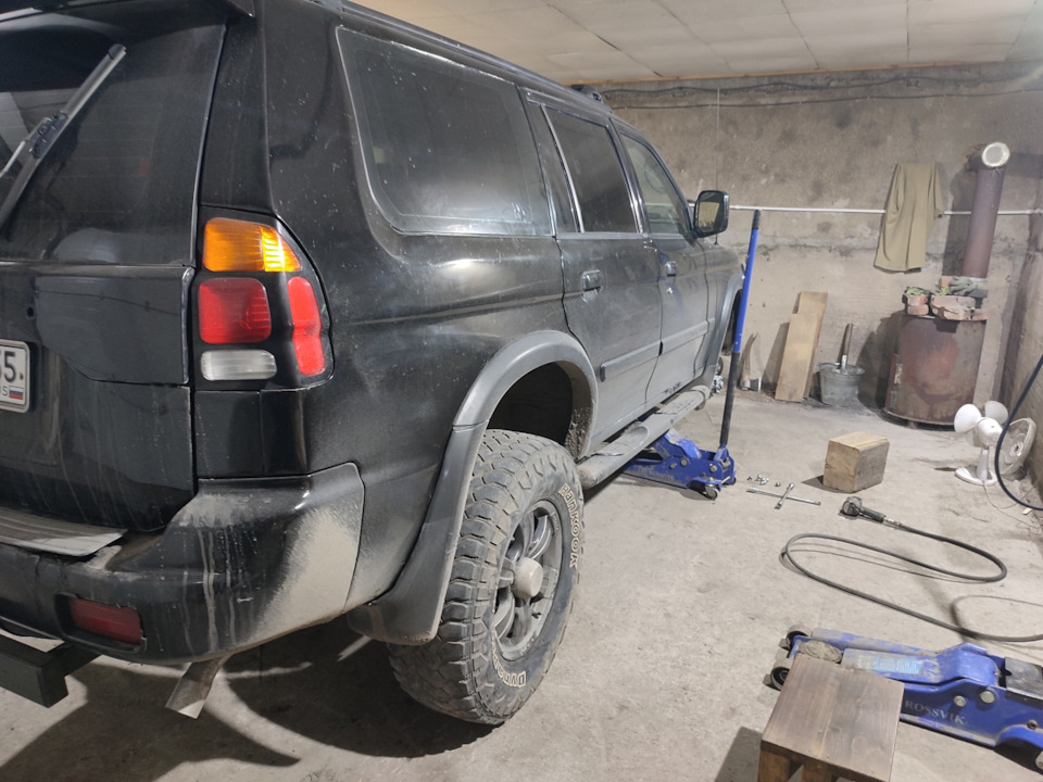 Фото в бортжурнале Mitsubishi Montero Sport (1G)