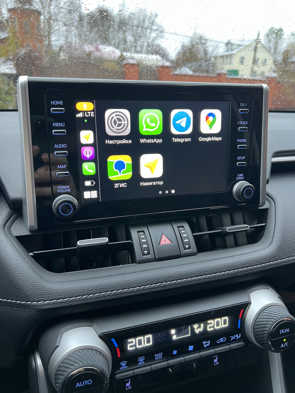 Беспроводной CarPlay — Toyota RAV4 (5G), 2 л, 2022 года | электроника |  DRIVE2