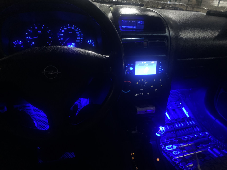 Подстветка в ноги продолжение — Opel Astra G, 1,6 л, 1999 года ...