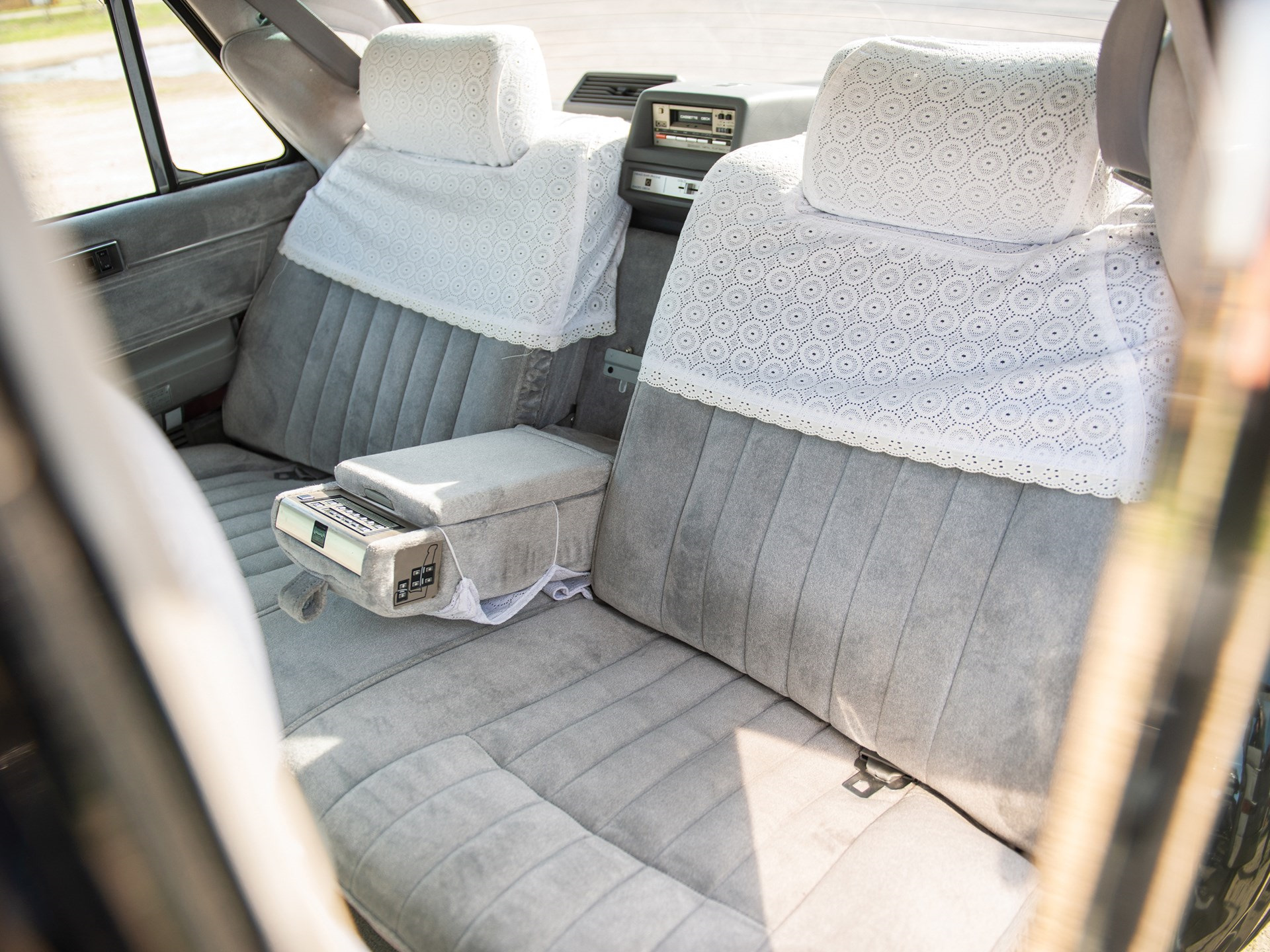 Nissan Auster 1985 Interior