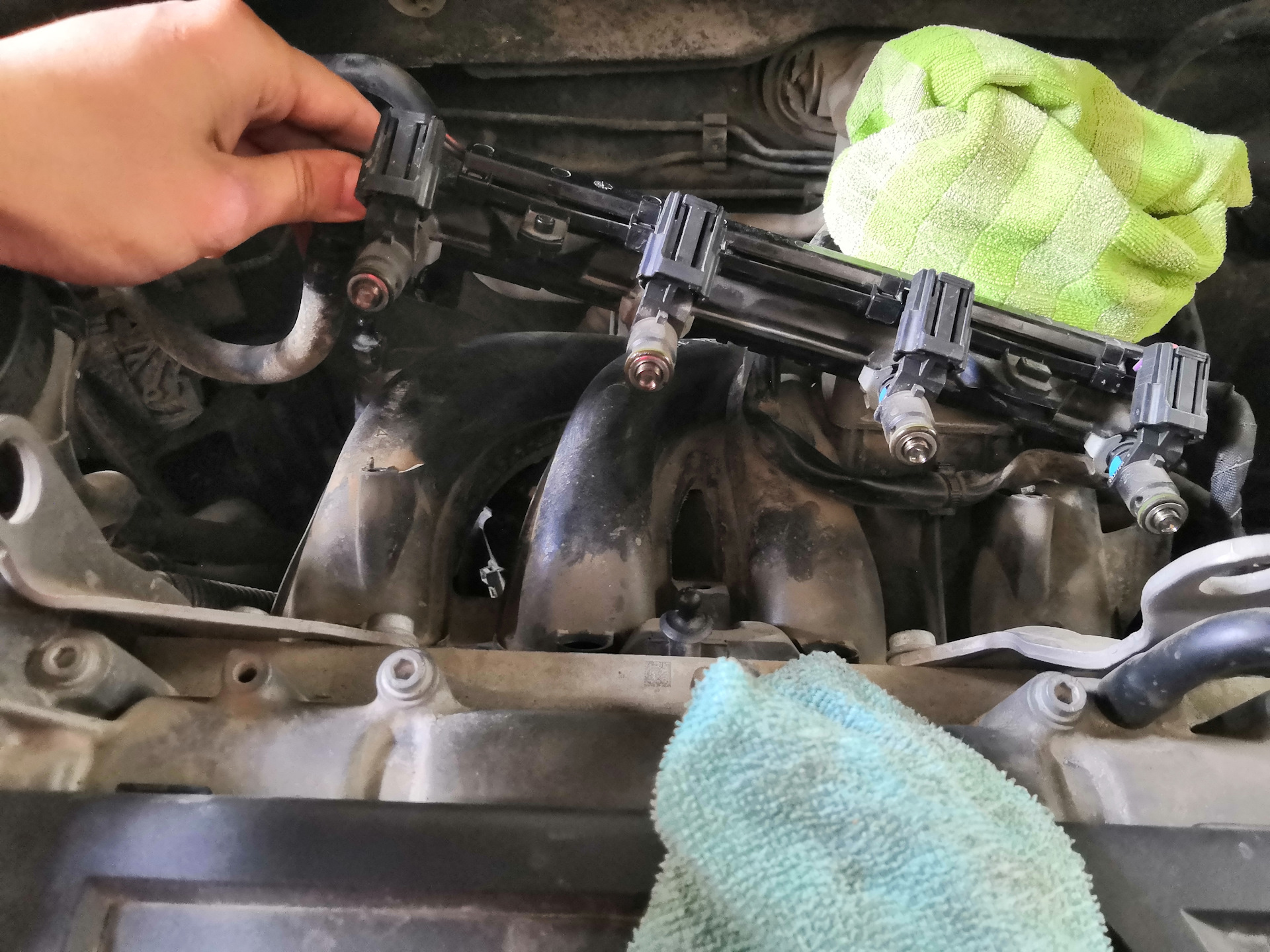 Замена подогрева картерных газов vw polo sedan — Volkswagen Polo Sedan ...