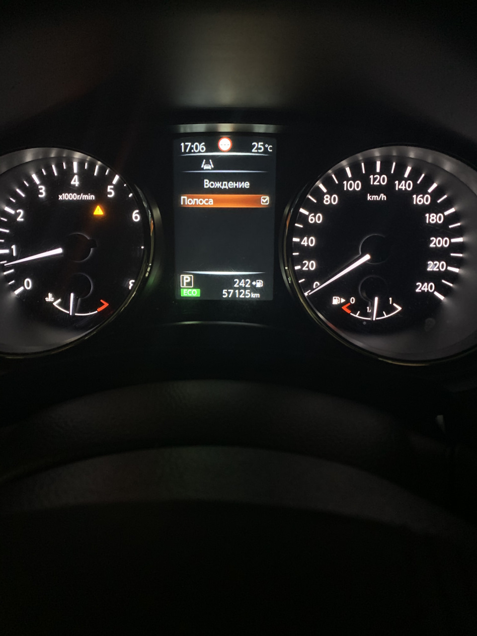 Фото в бортжурнале Nissan Qashqai (2G)