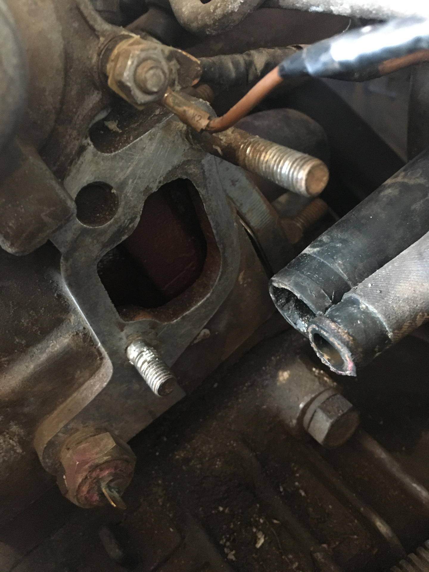 Замена термостата ВАЗ 21099, на термостат ВАЗ 2110 — Lada 21099, 1,5 л ...