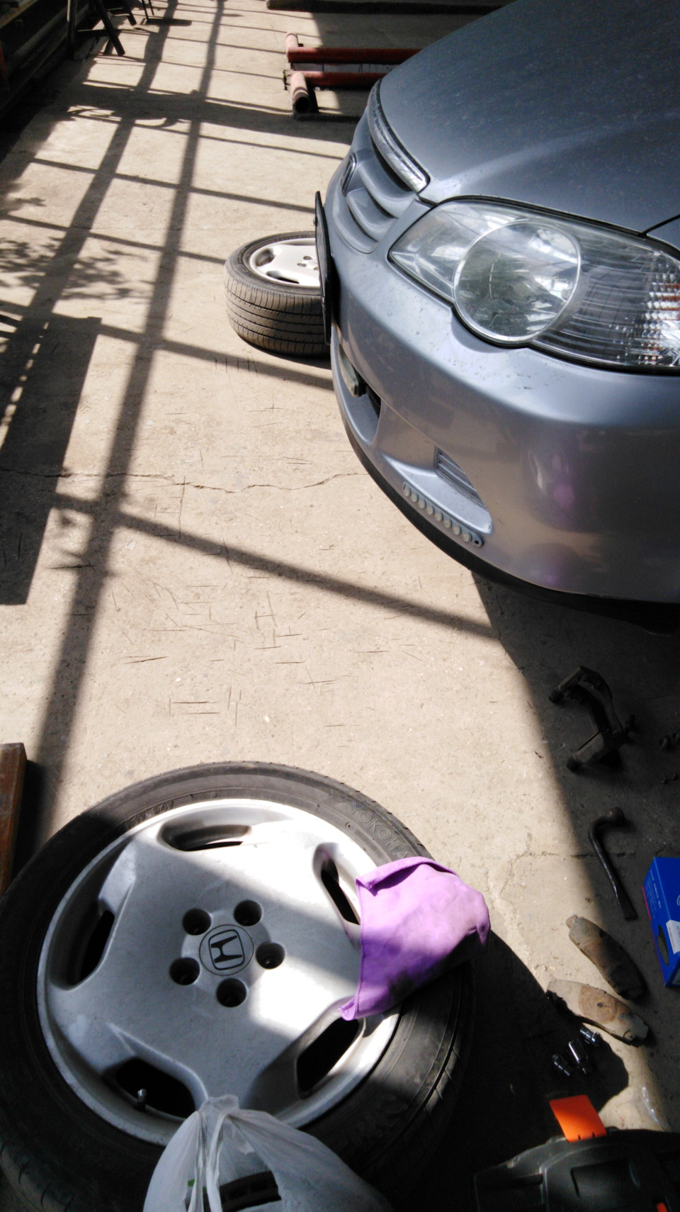 #16 Проточка тормозных дисков. — Honda Odyssey (2G), 2,3 л., 2001 года ...