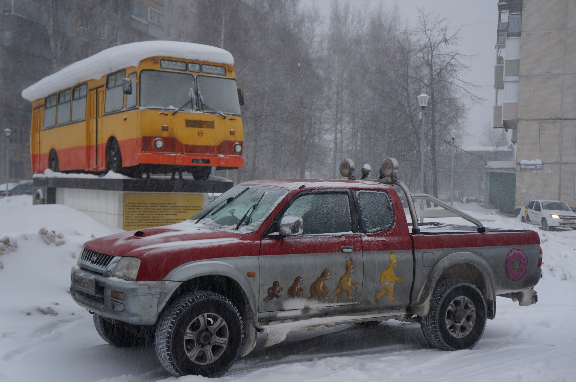 ПОЕЗДКА В ЛИКИНО-ДУЛЁВО — Mitsubishi L200 (3G), 2,5 л, 2000 года |  путешествие | DRIVE2