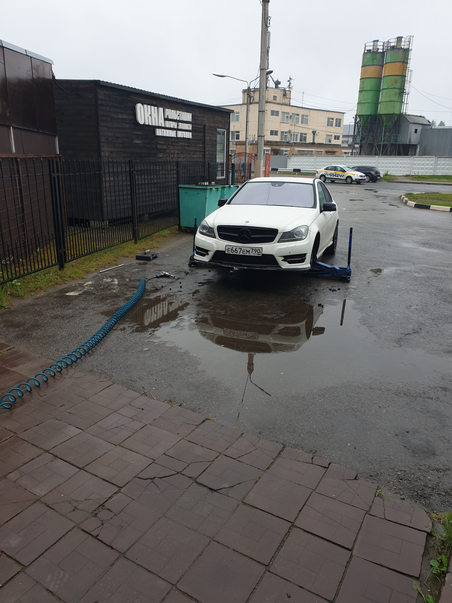 Ведение вправо, раунд 1 — Mercedes-Benz C-class (W204), 1,8 л, 2011 года |  шины | DRIVE2