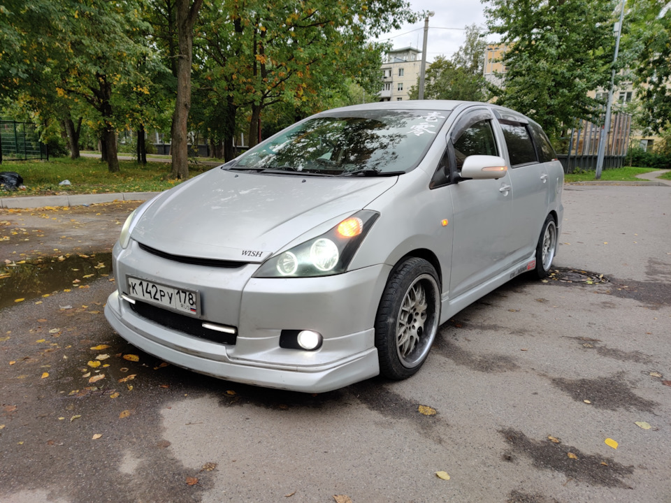 Toyota Wish 2003