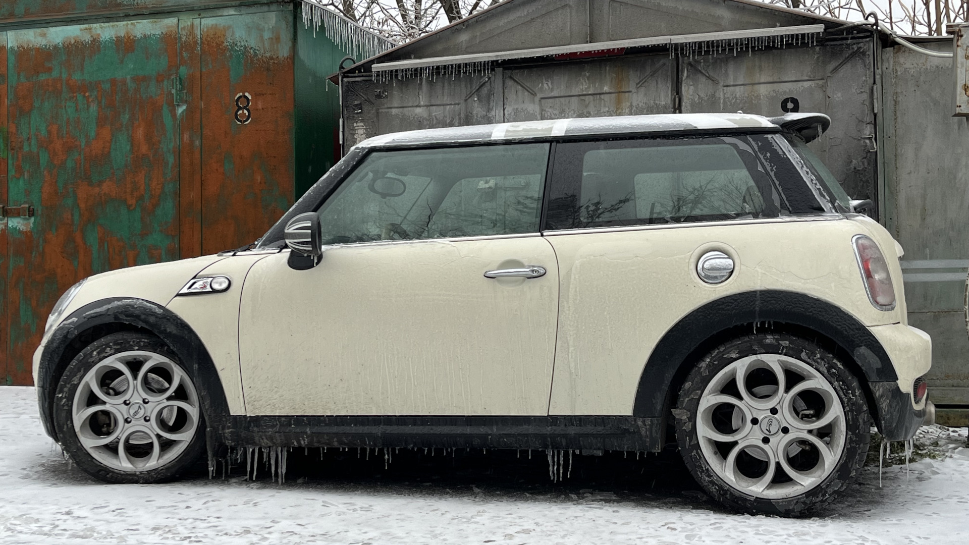 MINI Cooper S Mk II 1.6 бензиновый 2008 | Робин Гуд на DRIVE2