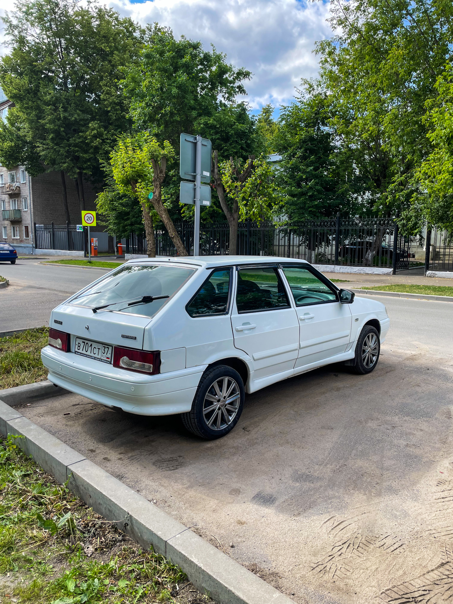 Камрики r15 4x98 — Lada 2114, 1,6 л, 2013 года | колёсные диски | DRIVE2