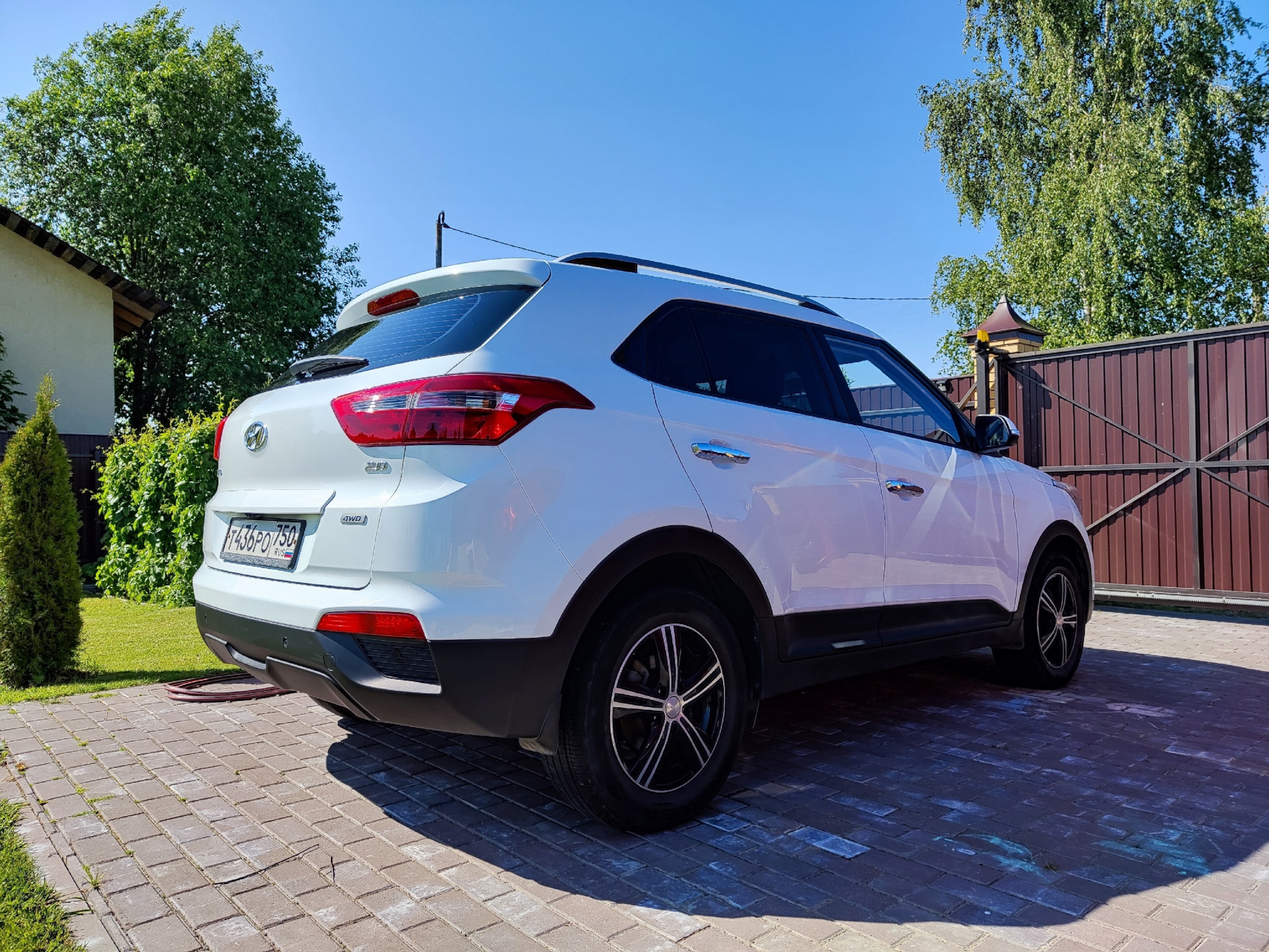 Самые важный заглушки под капотом — Hyundai Creta (1G), 2 л, 2018 года ...