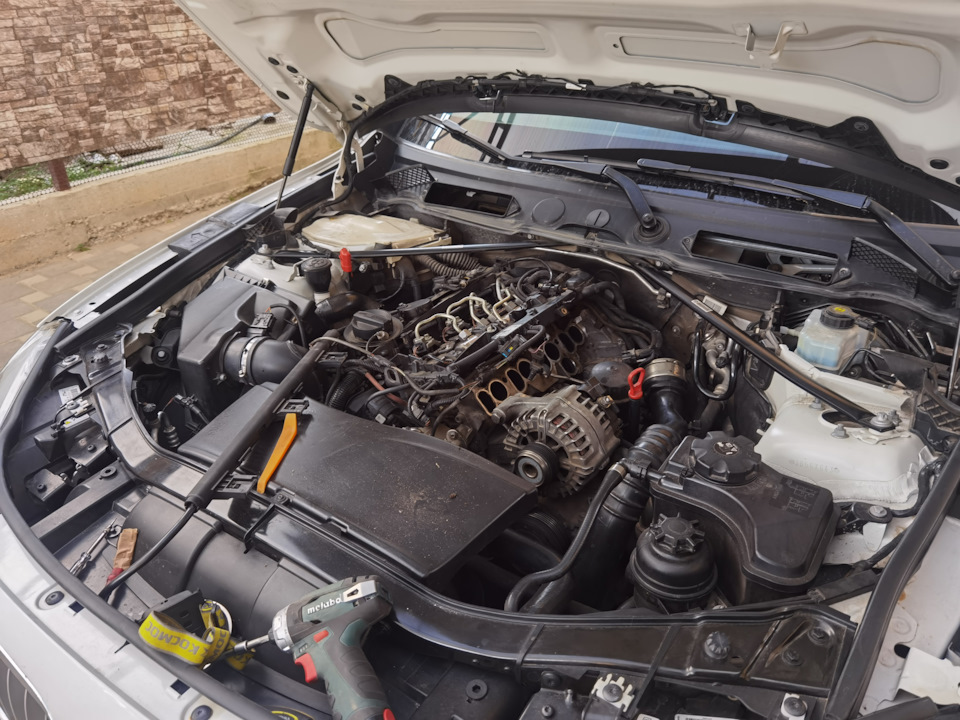 # 23 Чистка впускного коллектора, удаление заслонок — BMW X1 (E84), 2 л ...