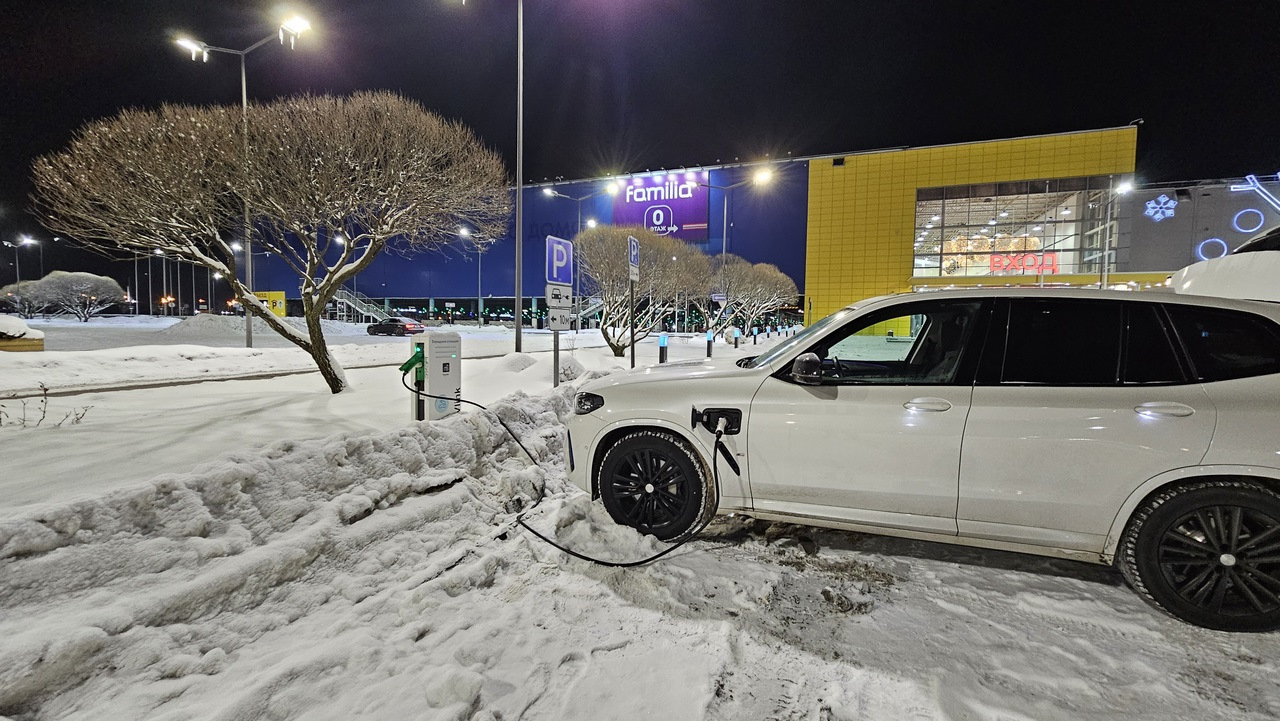 Эксплуатация электрички в холода и поиск зарядки — BMW iX3 (G08), 2022 года  | наблюдение | DRIVE2