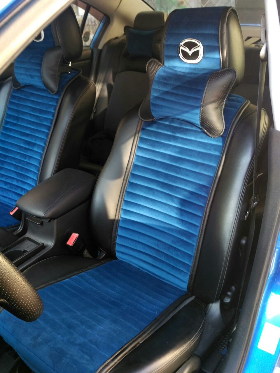 Вид салона стал более приятным — Mazda 3 (1G) BK