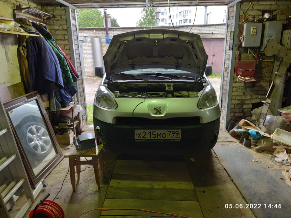 Развалился разъем h4 под лампочку головного света — Peugeot Partner ...