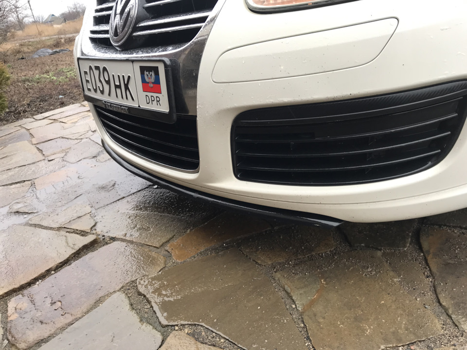 Губа бампера — Volkswagen Jetta V, 2,5 л, 2005 года | своими руками ...