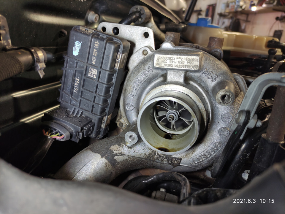 Фото в бортжурнале Audi Allroad (C6). Запчасти на фото: 6NW009483