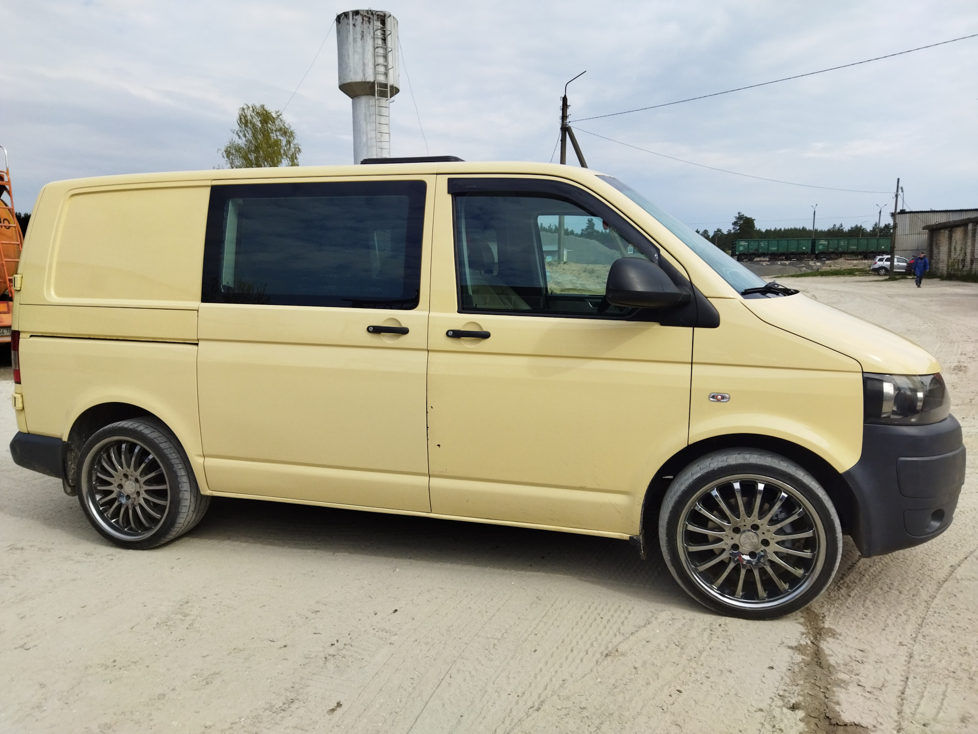 VW Transporter t5 брендирование