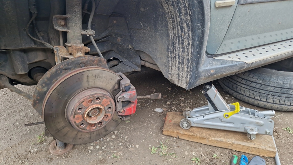 Фото в бортжурнале BMW X5 (E53)