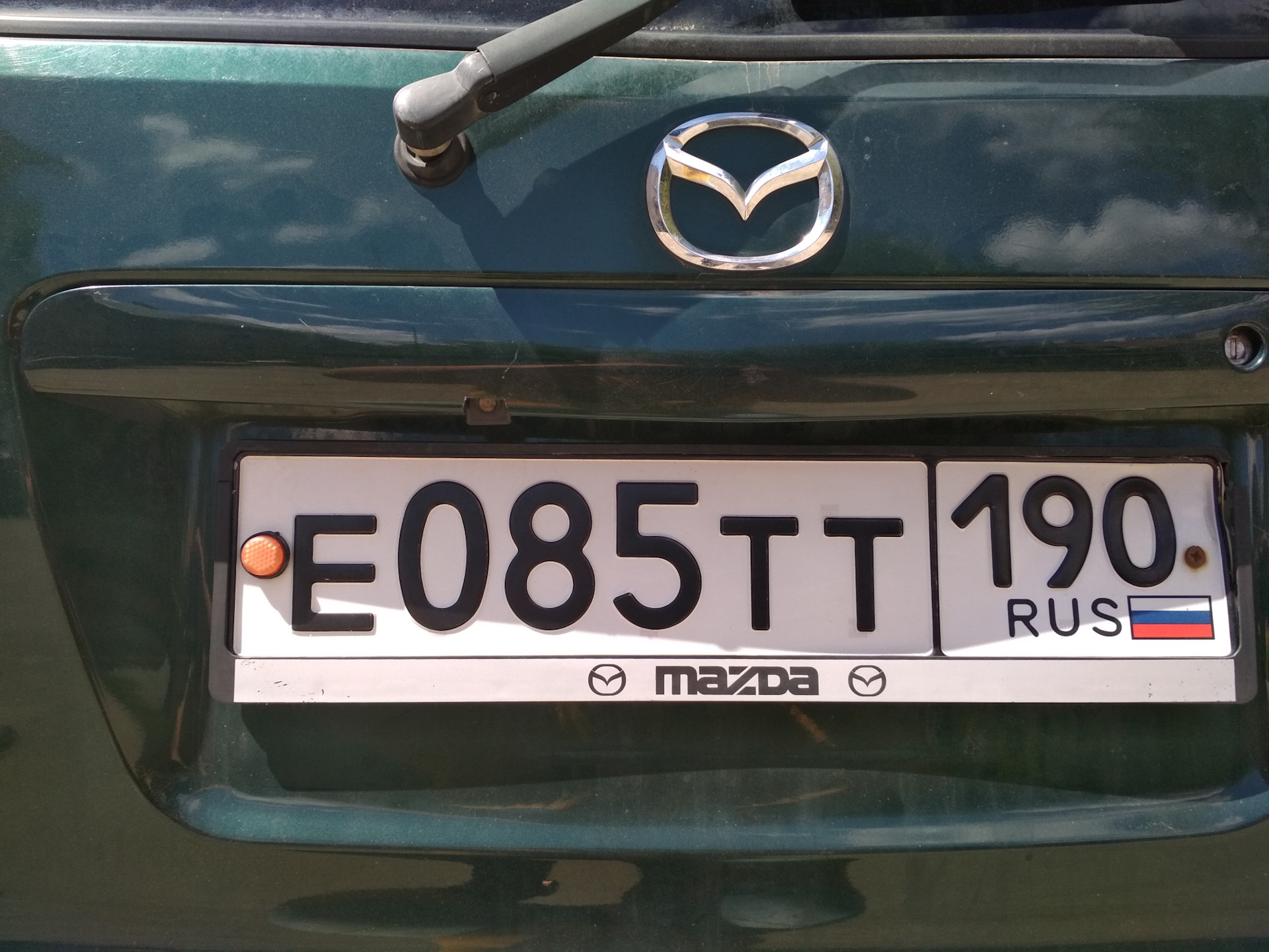 Камера заднего вида — Mazda MPV II, 2,5 л, 2001 года | аксессуары | DRIVE2