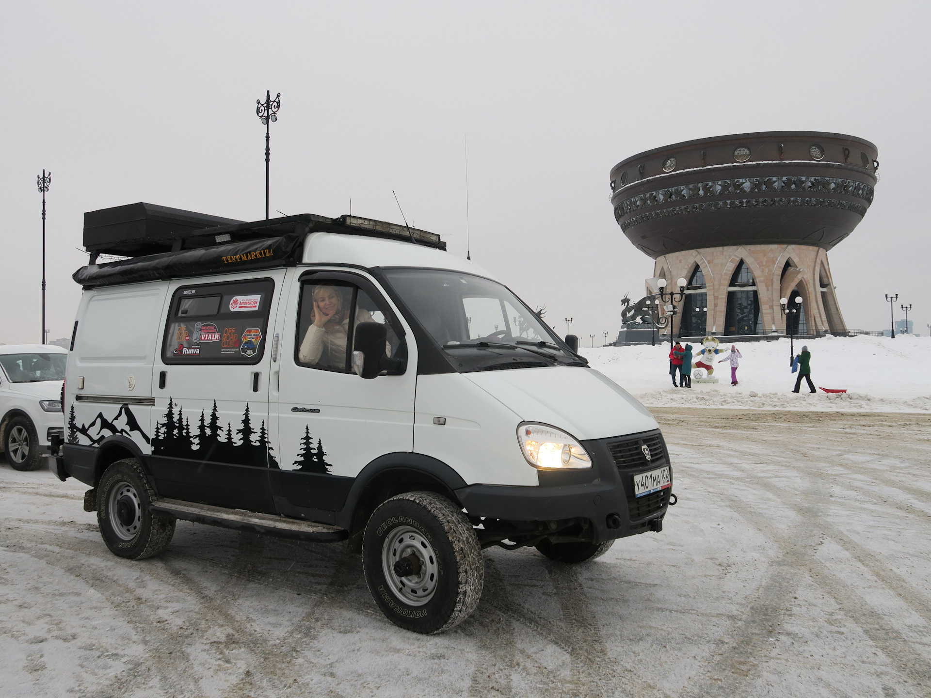 Базы соболя. ГАЗ Соболь 4х4 автодом. ГАЗ автодом 4х4 Соболь новый. ГАЗ Соболь 4х4 кемпер #1. Кемпер 1 от газа Соболь 4x4.