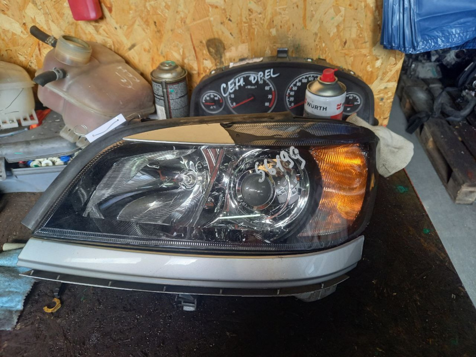 Заводской ксенон. Часть 1 — Opel Zafira A, 1,8 л, 1999 года ...