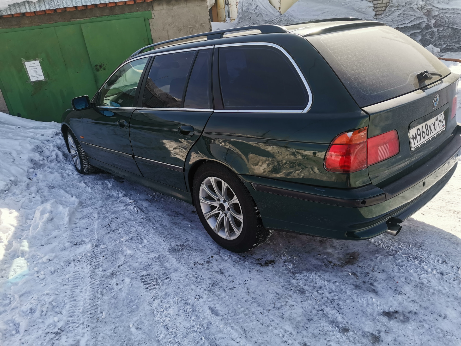 Не заводится бмв е39 стартер щёлкает но не крутит — BMW 5 series (E39), 2,5  л, 2001 года | поломка | DRIVE2