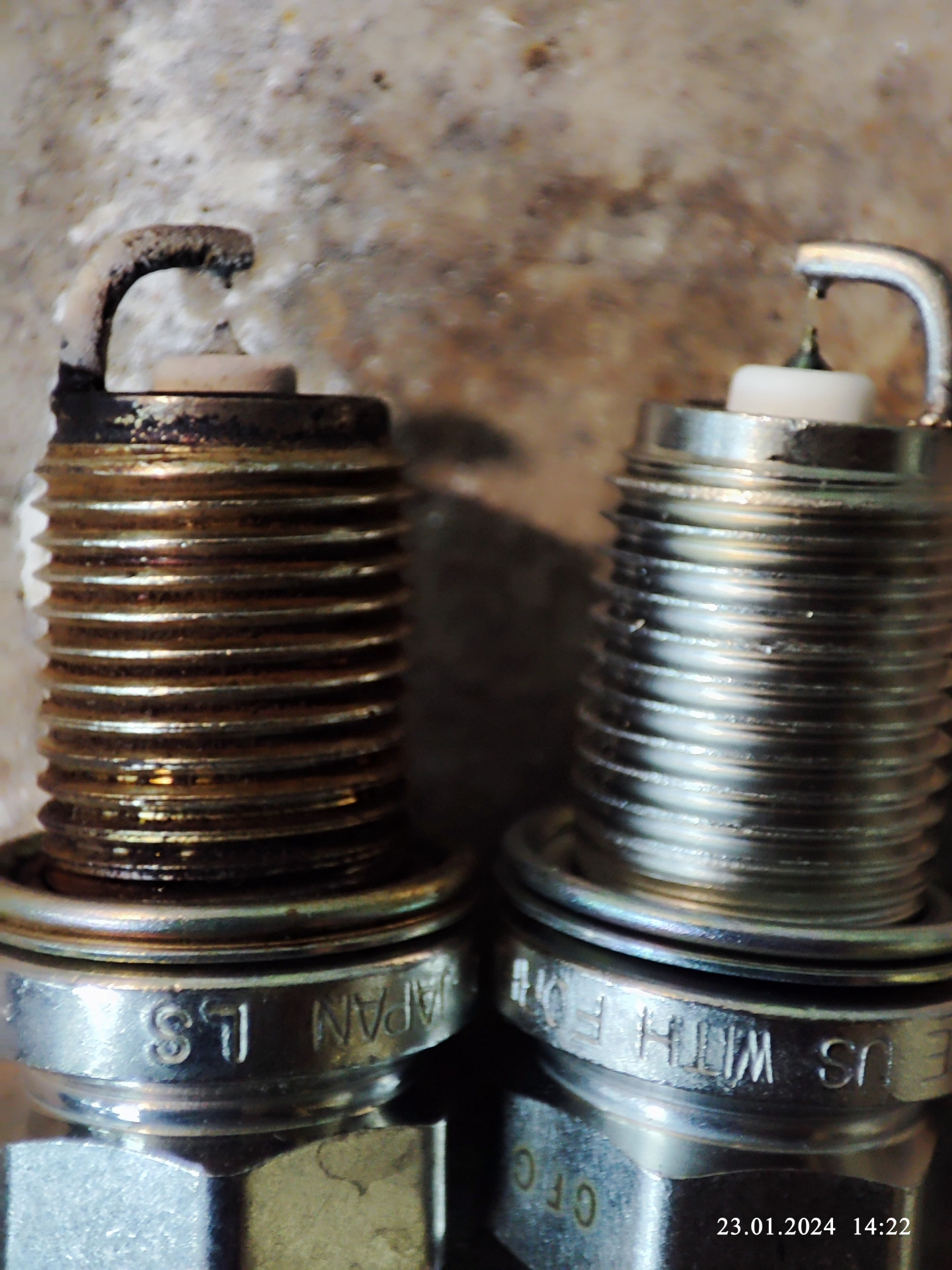 Свечи нжк 1266 пойдут на джили эмгранд. Какие свечи на эмгранд. Какие свечи на эмгранд. Свечи зажигания geely emgrand ec7 1. Torch k5riu-11 характеристики.