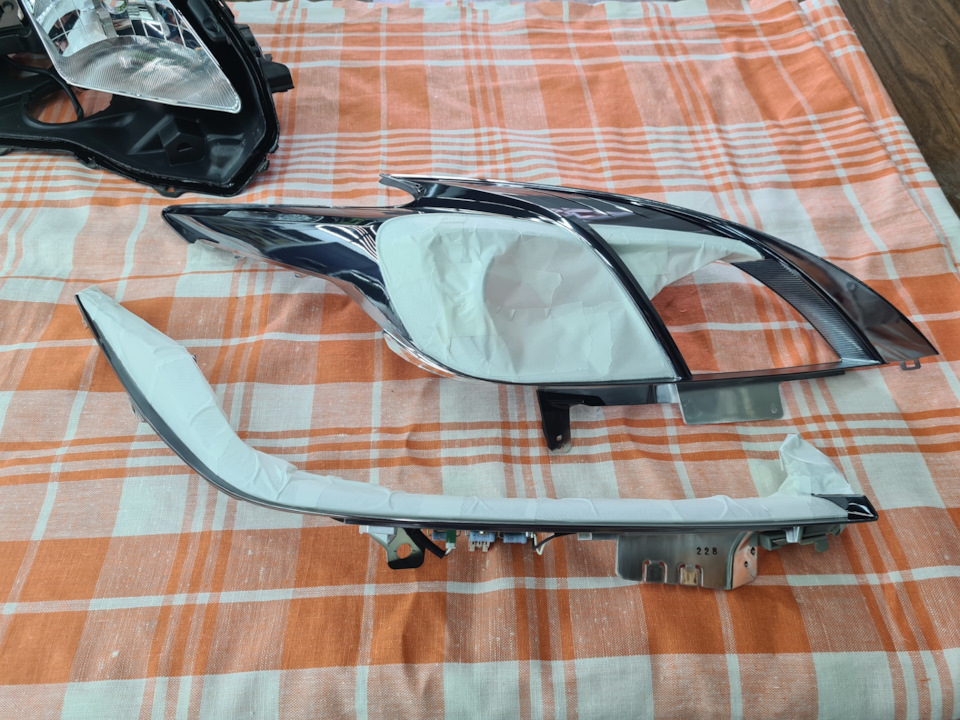Матричные линзы MTF PRO matrix system — Toyota Prius (30), 1,8 л, 2009 ...